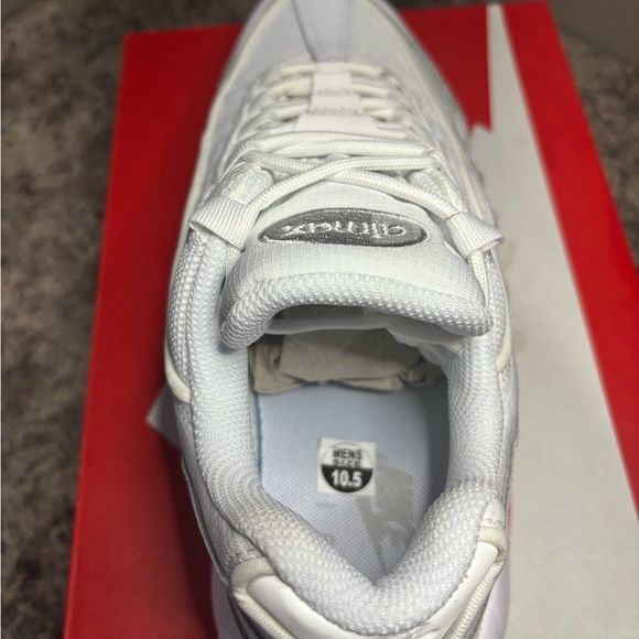 Nike Air Max 95 Essential "White/White-Grey Fog" Men's Running Shoes - Picture 2 of 4